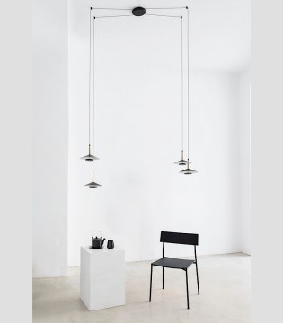 Lámpara 4 luces negra cuero y latón ORION 32W LED Mantra 2