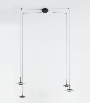 Lámpara 4 luces negra cuero y latón ORION 32W LED Mantra
