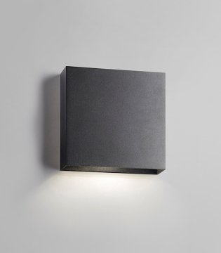 Aplique Compact Down Negro W1 Pequeño - LIGHT POINT