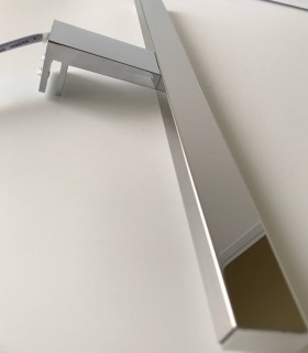 Modo de sujeción al espejo - Aplique baño led NADIA 10W IP44 40cm cromo - Jueric