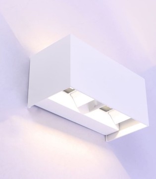 Aplique Cube blanco 4 haces de luz regulables 4x5W IP54 2