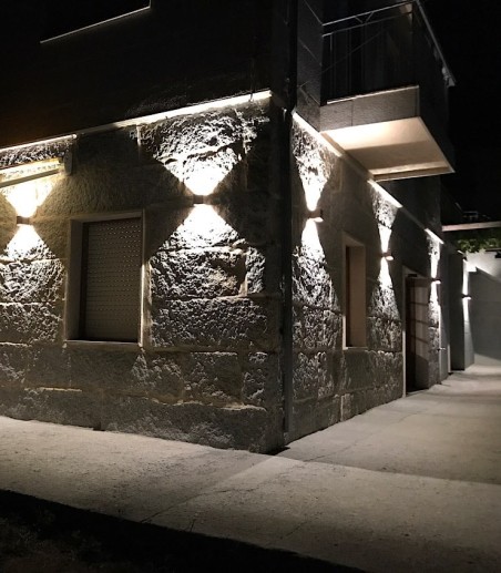DAVOS 12W · Aplique pared cubo negro IP54 6524 -7649 · Mantra