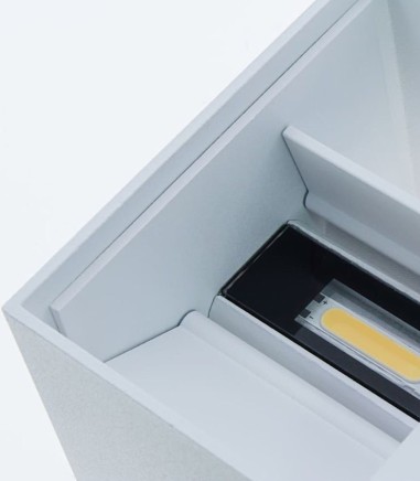 Aplique Cube blanco 2 haces de luz regulables 2x5W IP54