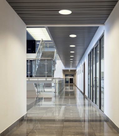 Downlight LED SAONA Redondo 24W Blanco Empotrable Mantra