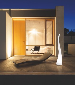 Lámpara de suelo exterior alta Flame - Mantra 2
