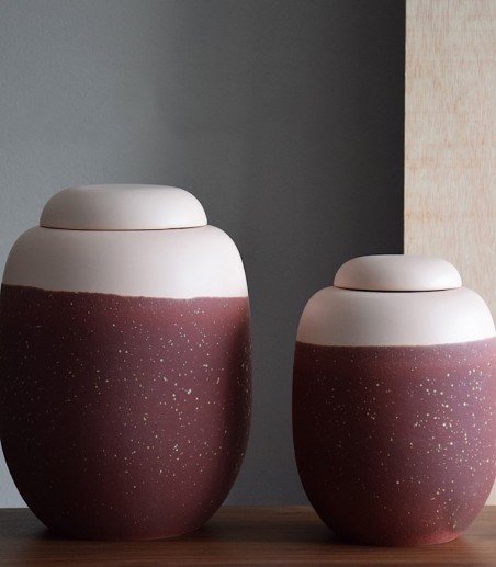 Pote con tapa Saudade pequeño - VP Interiorismo