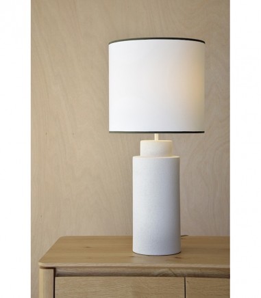 Lámpara de mesa cerámica Mid con pantalla - VP Interiorismo