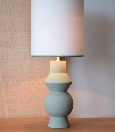 Lámpara de mesa Forma verde con pantalla - VP Interiorismo