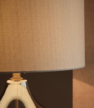 Lámpara mesa salón dorada cristal Volcán con pantalla - VP Interiorismo 2