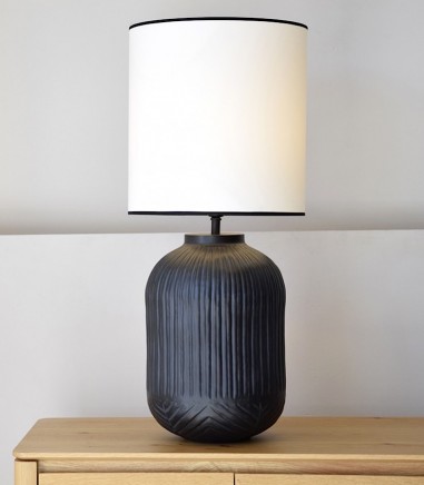 Lampara mesa metal N6 con pantalla - VP Interiorismo