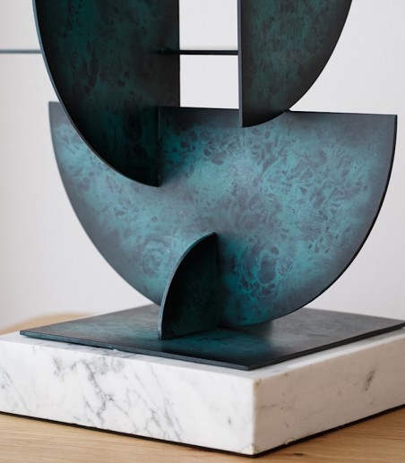 Escultura abstracción N3 verde y azul - VP Interiorismo