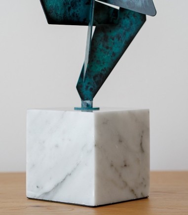 Escultura abstracción N1 verde y azul - VP Interiorismo
