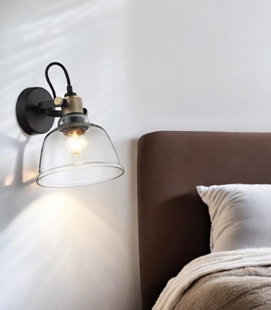 Aplique pared en dormitorio. Tulipa transparente - latón Ø20cm E27