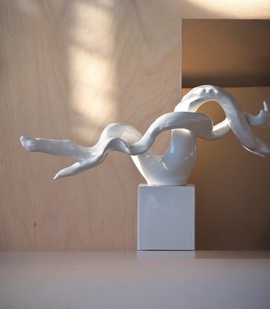 Escultura abstracta Rama cerámica - VP Interiorismo