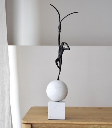 Escultura decorativa Horizonte metal y mármol - VP Interiorismo