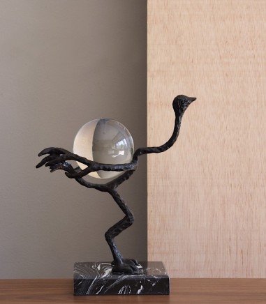 Escultura decorativa Avestruz metal, cristal y mármol baja - VP Interiorismo