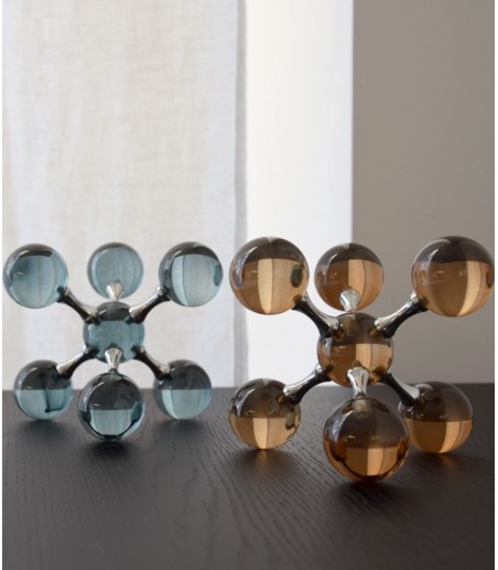 Set 2 figuras decorativas cristal ocre y verde átomo - VP Interiorismo
