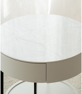 Mesa auxiliar N. 51 cerámico blanco y metal - VP Interiorismo 2