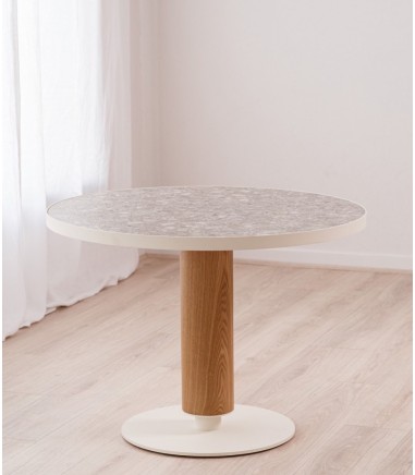 Mesa Lounge redonda de cerámica y madera - VP Interiorismo