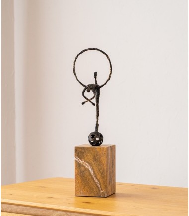 Escultura Aro N.2 metal y mármol - VP Interiorismo
