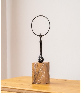 Escultura Aro N.1 metal y mármol - VP Interiorismo