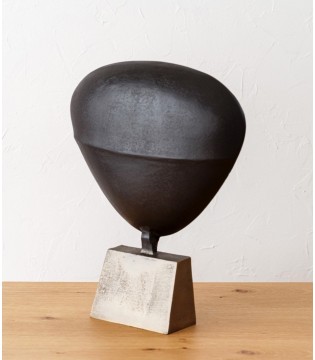 Escultura col. Máscara metal negro oro viejo  - VP Interiorismo 2