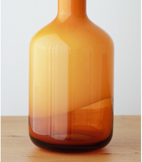 Botella decorativa Xela ámbar - VP Interiorismo