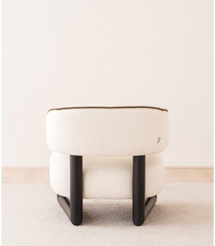 Butaca Neo blanco roto y madera negro - VP Interiorismo 2