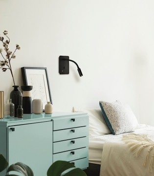 Aplique de pared con lector Senda negro - ACB 2