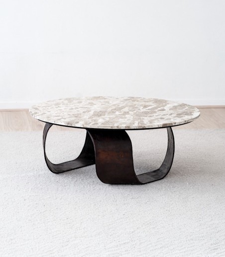 Mesa de centro Maya metal, óxido y mármol - VP Interiorismo