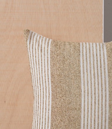 Cojín de algodón Ero blanco camel N3 - VP Interiorismo