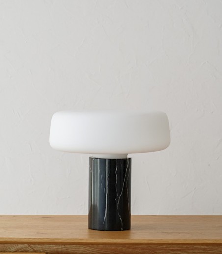 Lámpara de mesa Fiz mármol y vidrio - VP Interiorismo