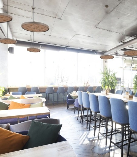 Lámparas ACUSTIC Mantra para restaurante y cafetería