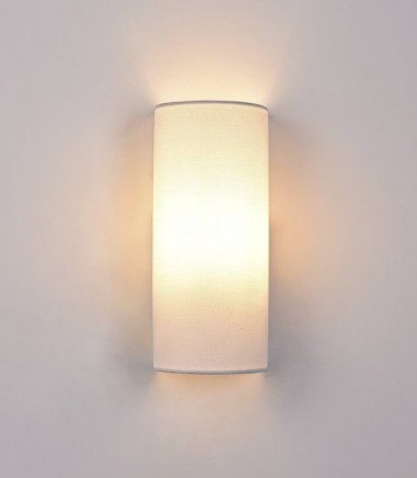 Aplique de pared LUMA de ACB Iluminación en tela color crudo