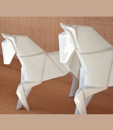 Figura decorativa moderna de caballo blanco grande - VP Interiorismo